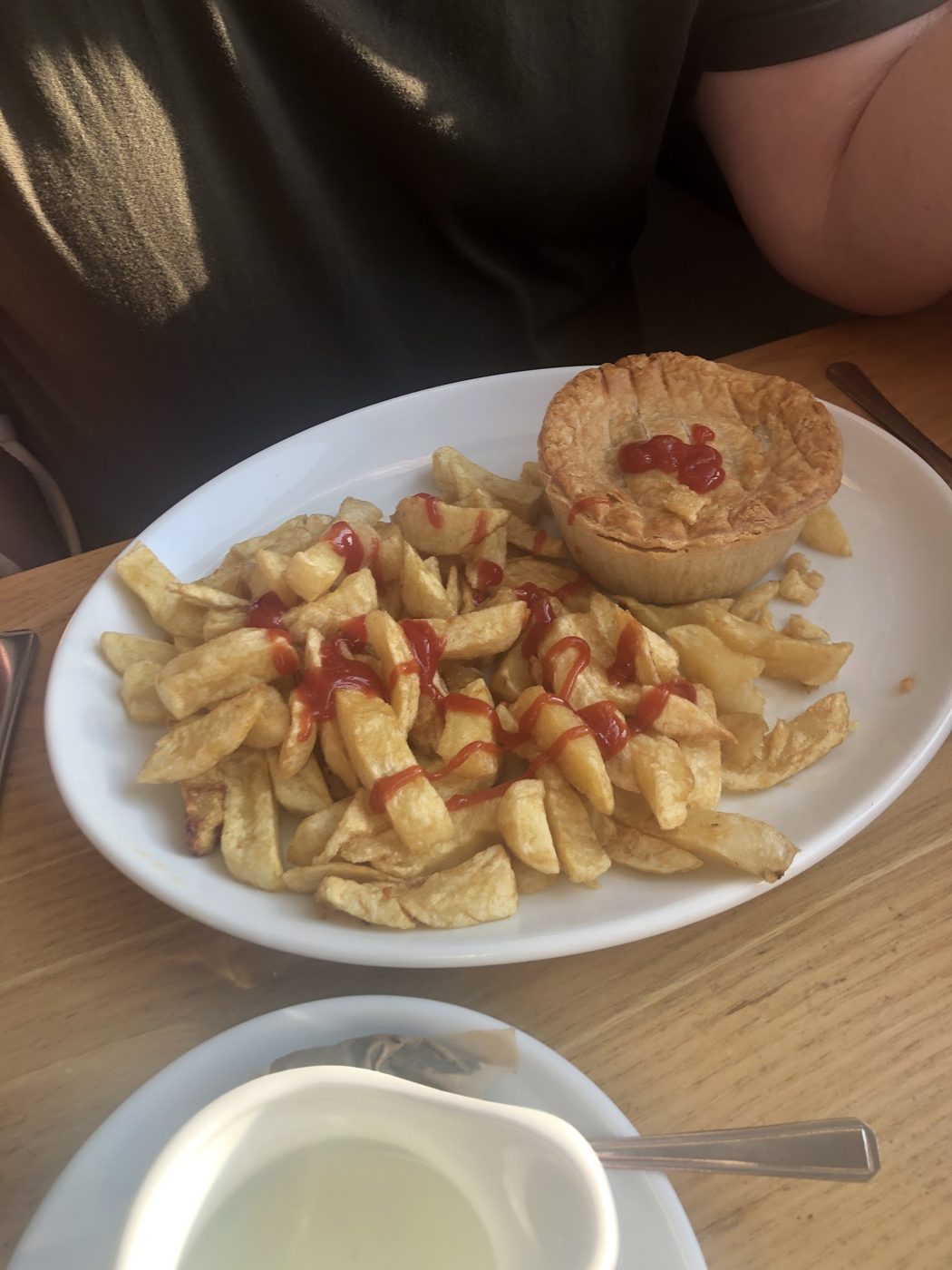 A pie with chips